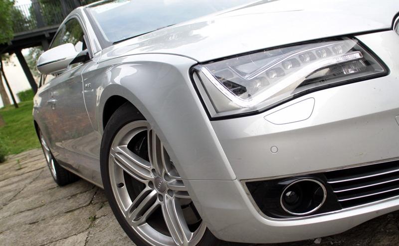 2011�� W12 6.3FSI quattro