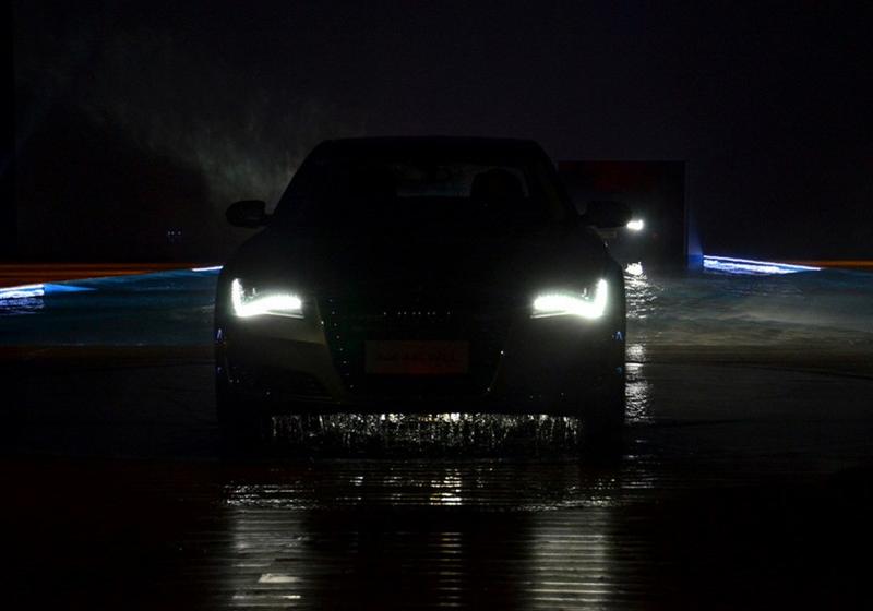 2011�� W12 6.3FSI quattro