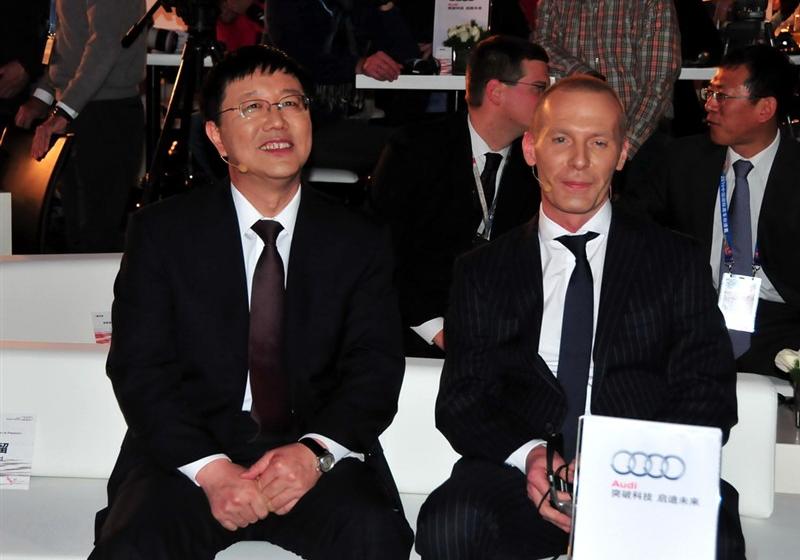 2011�� TTS Coupe 2.0TFSI quattro