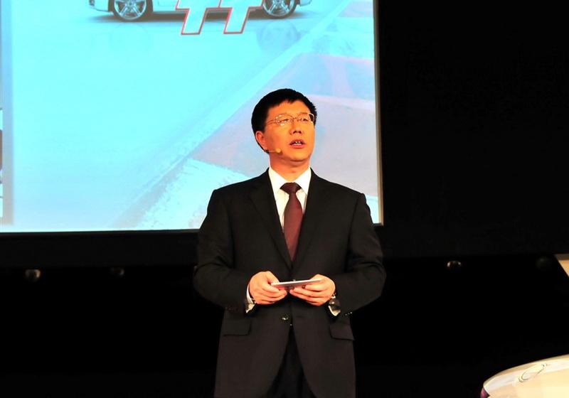 2011�� TTS Coupe 2.0TFSI quattro