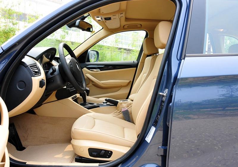 2010�� sDrive18i������