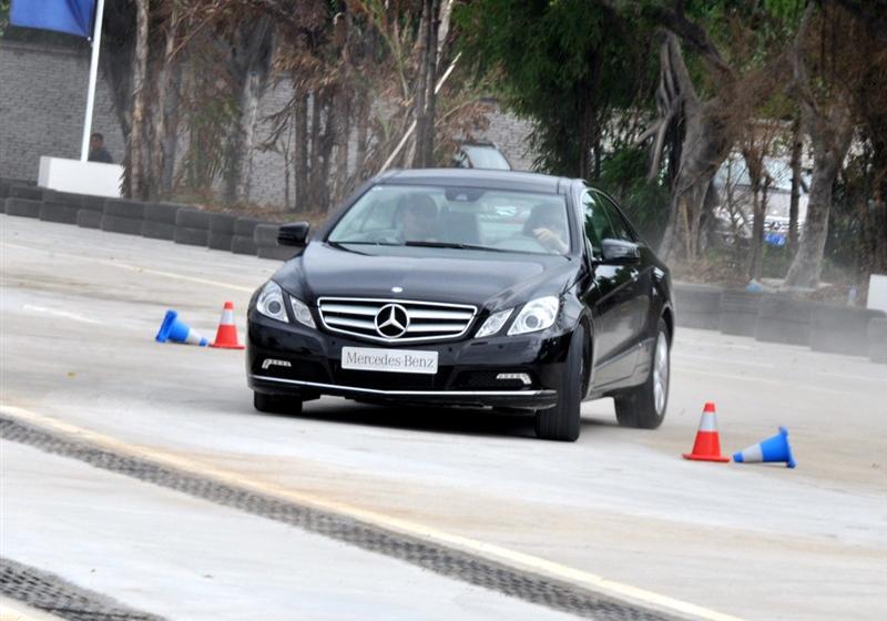 2009�� E 350 Coupe