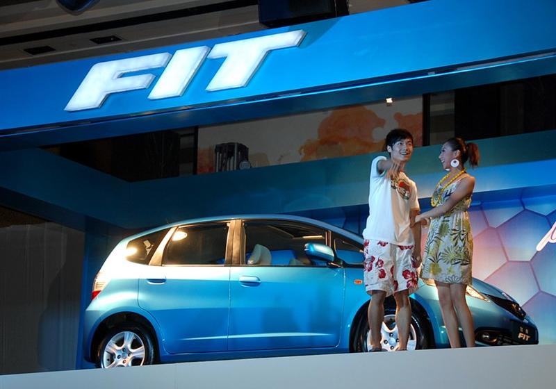 2008�� 1.5 AT�ſ��˶���