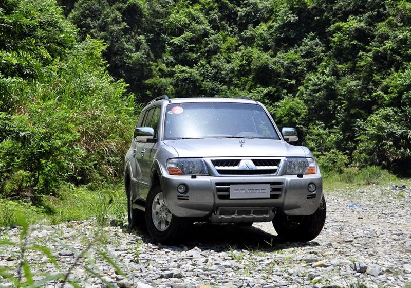 2011��V73 3.0L MT GLS