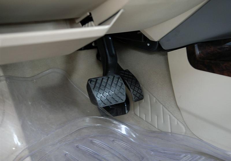 2008�� 2.0 AT ������