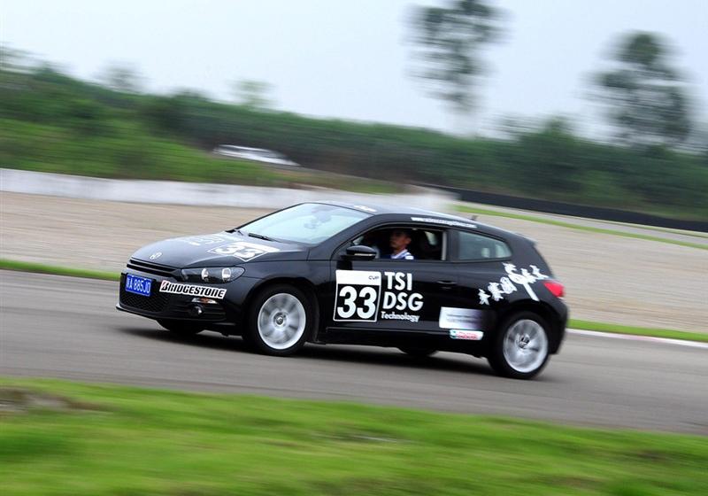 2010�� 2.0 TSI �˶���