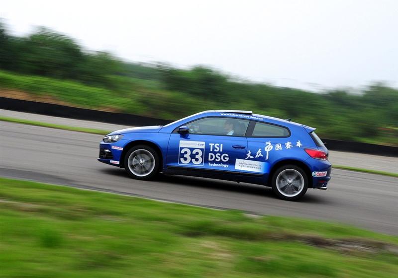 2010�� 2.0 TSI �˶���