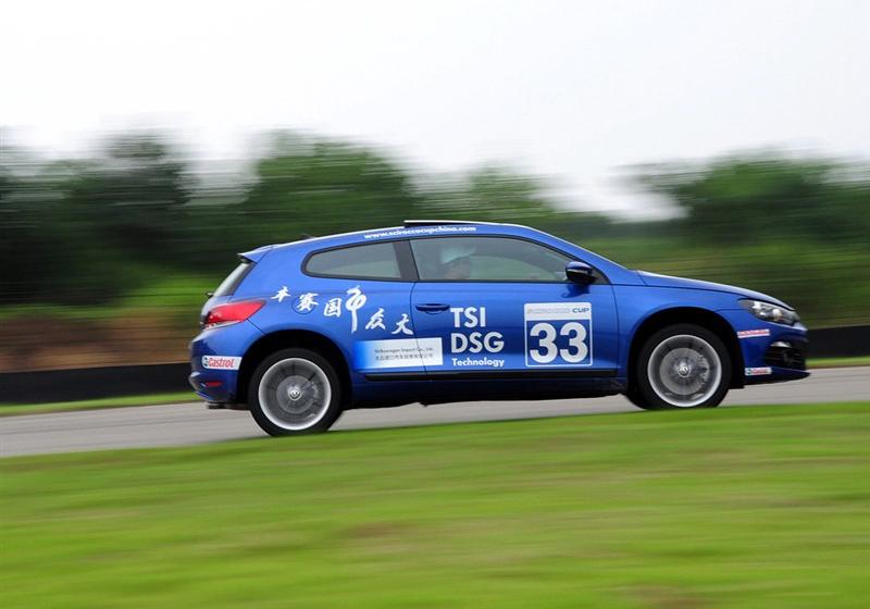 2010�� 2.0 TSI �˶���