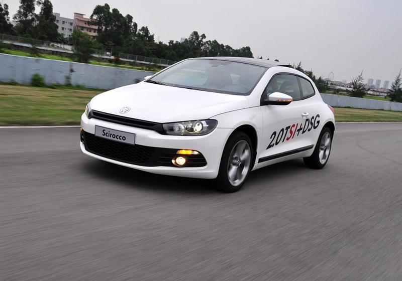 2010�� 2.0 TSI ������