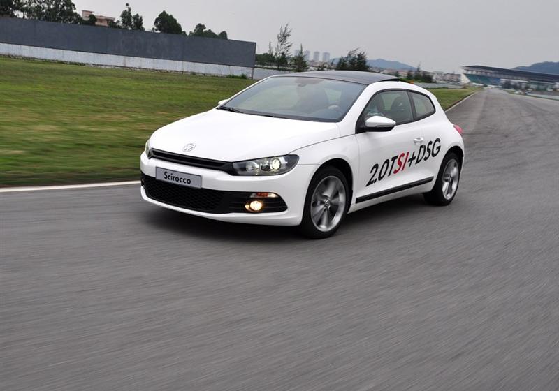 2010�� 2.0 TSI ������