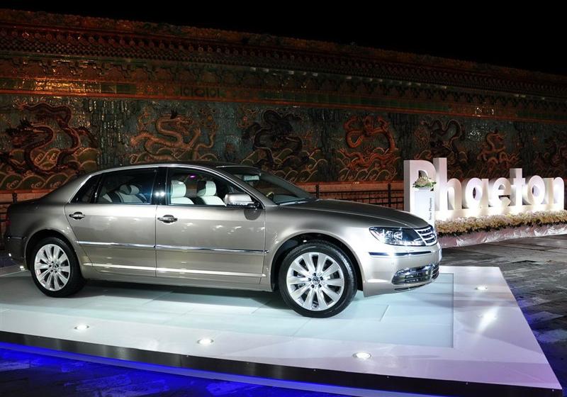 2011�� 4.2 V8 4���ӳ�Individual��