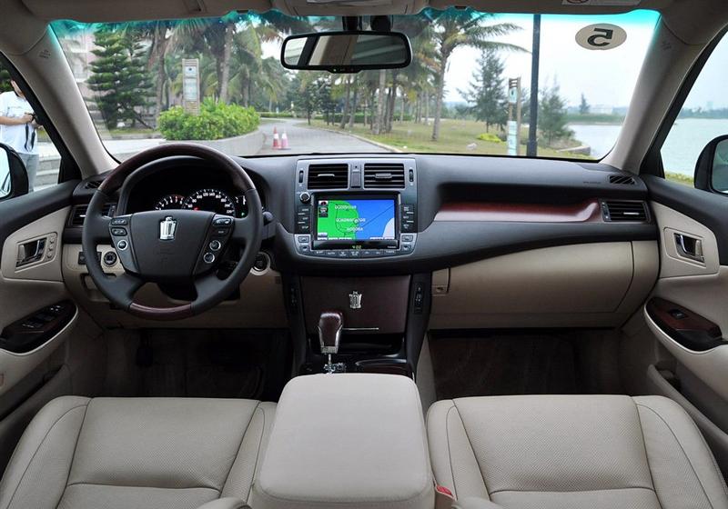 2010 V6 3.0 Royal Saloon VIP