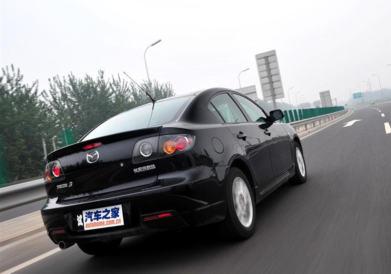 2010�� 2.0 MT������˶���