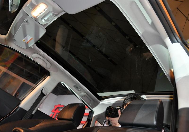 2011�� 2.0XV �� CVT 4WD