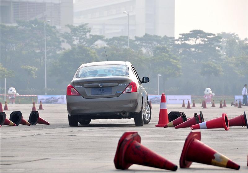 2011�� 1.5XV ���� CVT