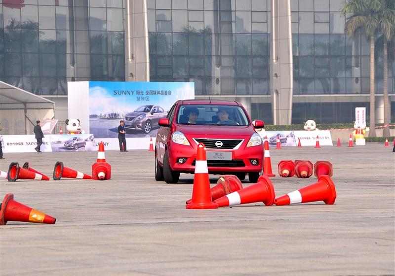 2011�� 1.5XV ���� CVT