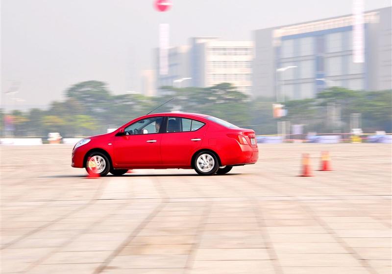 2011�� 1.5XV ���� CVT