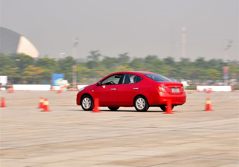 2011�� 1.5XV ���� CVT