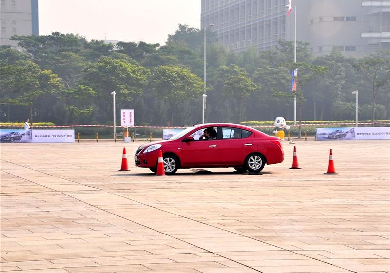 2011�� 1.5XV ���� CVT