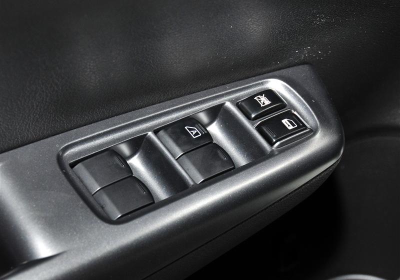 2010�� XV 2.0R �Զ�������