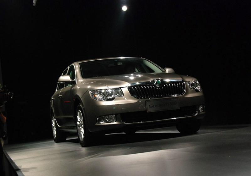 2009�� 2.0TSI AT���Ű�