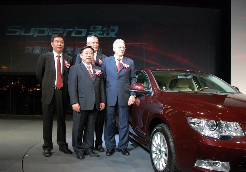 2009�� 2.0TSI AT���Ű�