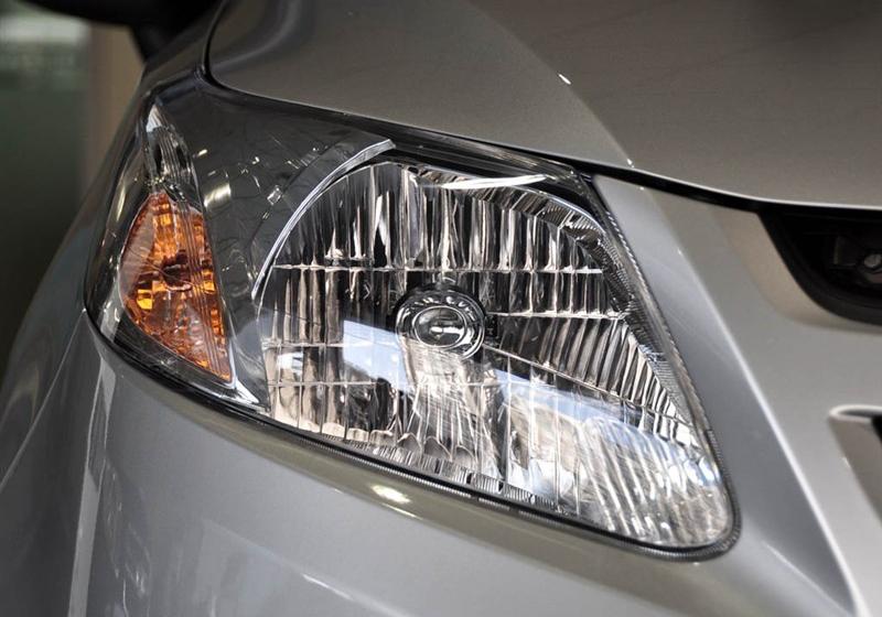 ͨ��ѩ���� ��ŷ 2010�� 1.2L �ֶ���ܰ��