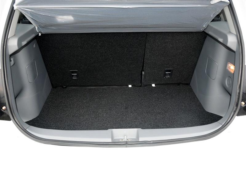 2011�� ���� �Ŀ�1.6L�˶��� MT