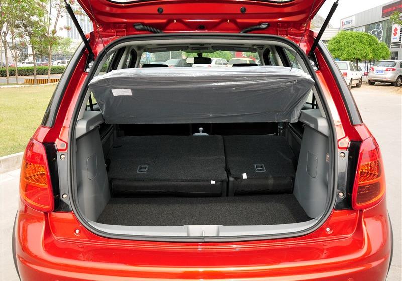 2011�� ���� �Ŀ�1.6L�˶��� AT