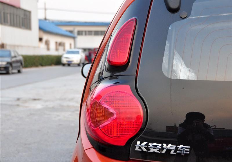 2010�� 1.0L �ֶ������