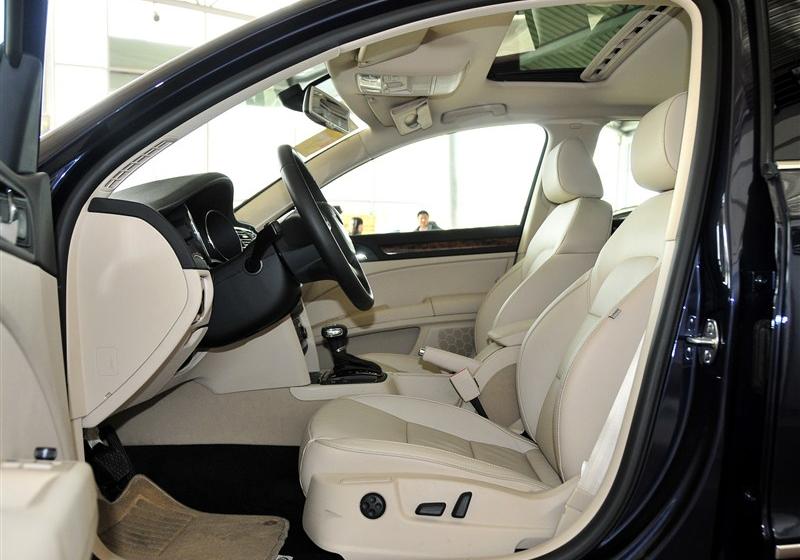 2012�� 1.8TSI AT���Ű�