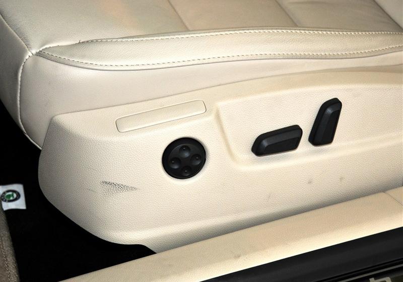 2012�� 1.8TSI AT���Ű�