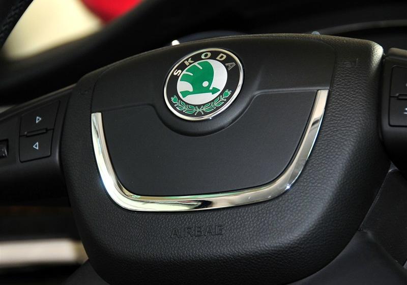 2012�� 1.8TSI AT���Ű�