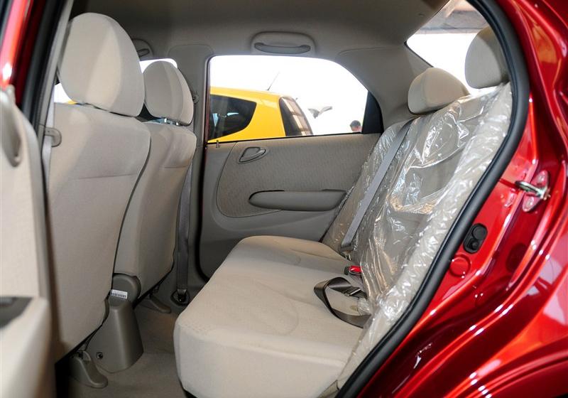 2012�� 1.3L AT������