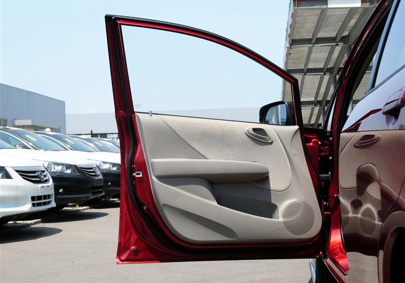 2012�� 1.3L AT������