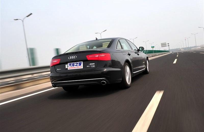 2012�� 50 TFSI quattro ������