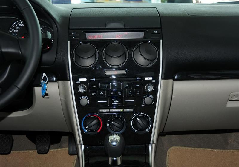 2012�� 2.0L 6���ֶ���