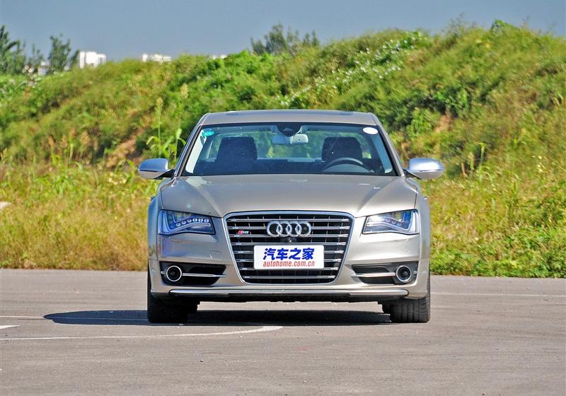 2013�� S8 4.0TFSI quattro