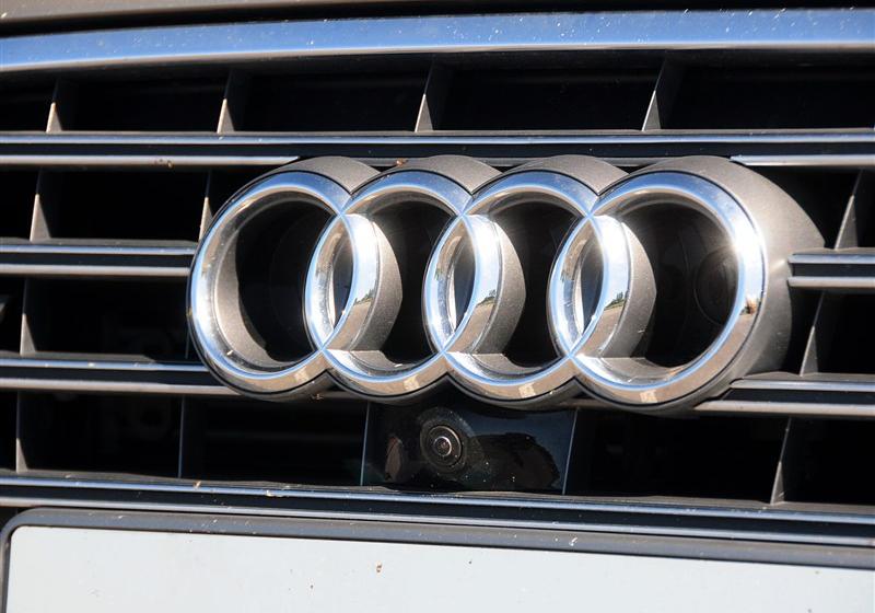 2013�� S8 4.0TFSI quattro