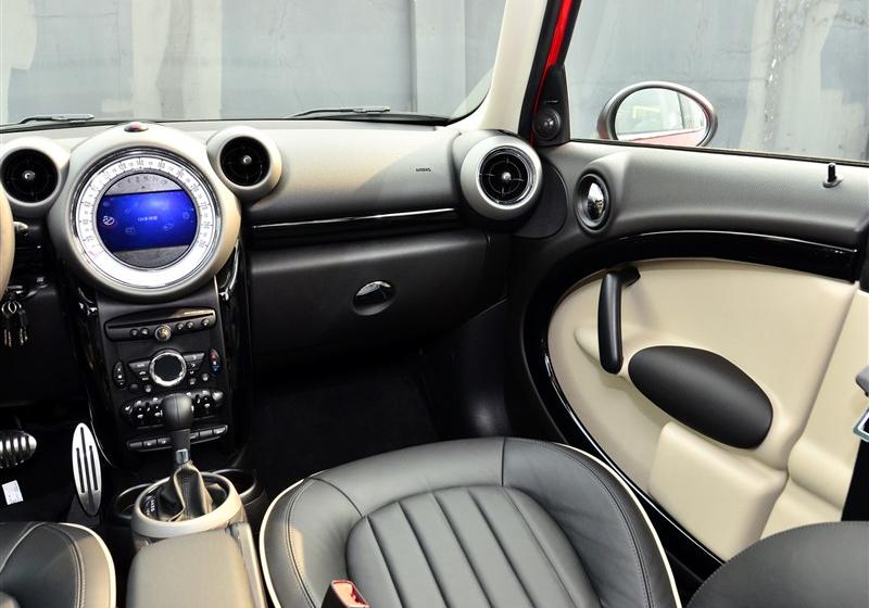 2013 1.6T COOPER S All 4 ѩ