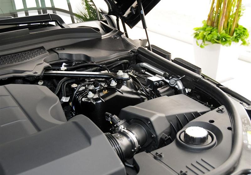 2013 5.0 V8 NA Vogue SE