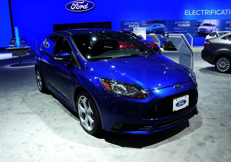2013  ST
