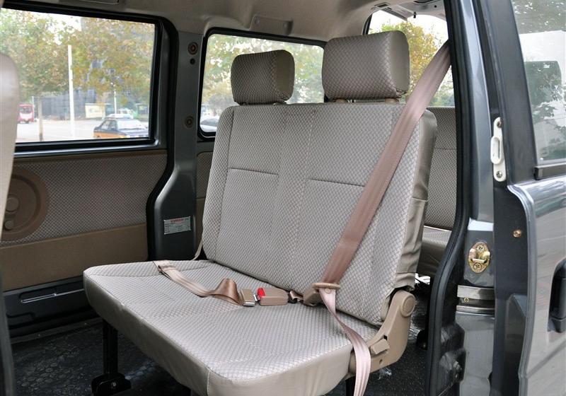 2010 1.0L׼EQ465i-21 3U