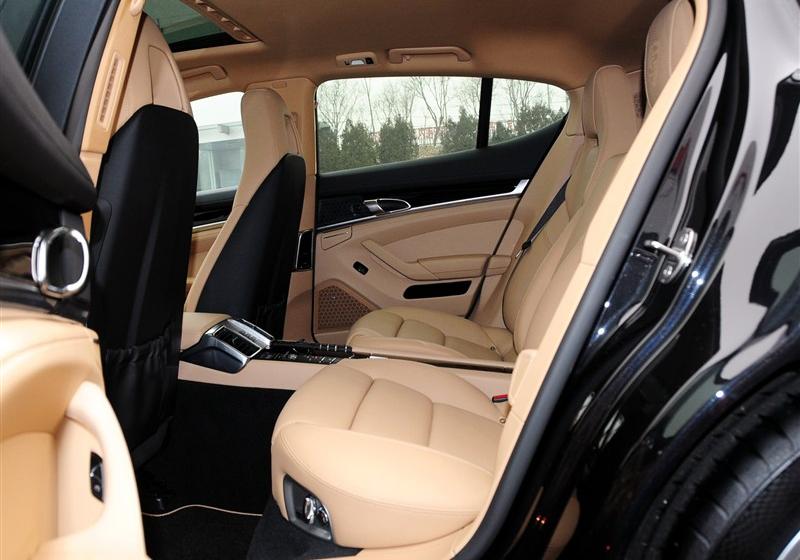 2013 Panamera 4 Platinum Edition