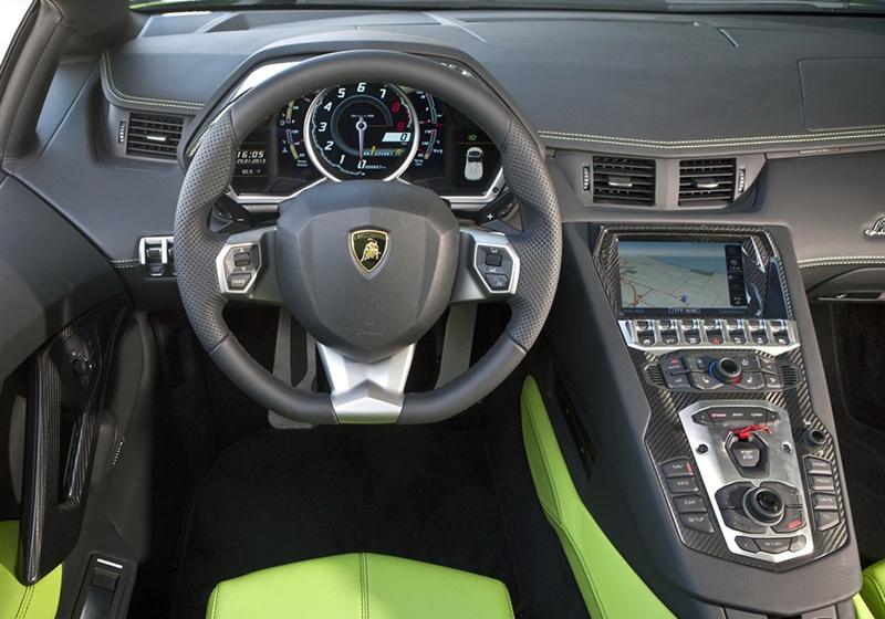 2013 LP 700-4 Roadster