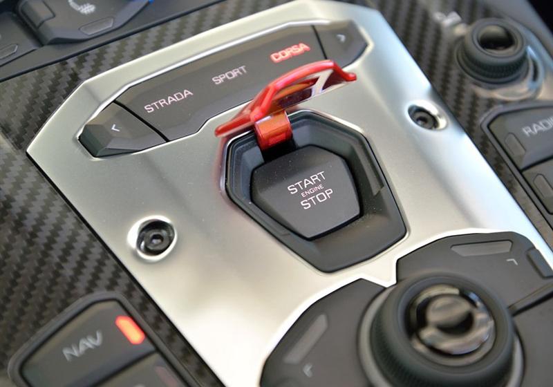 2013 LP 700-4 Roadster