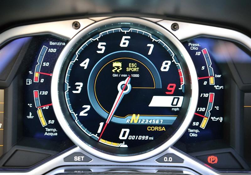 2013 LP 700-4 Roadster