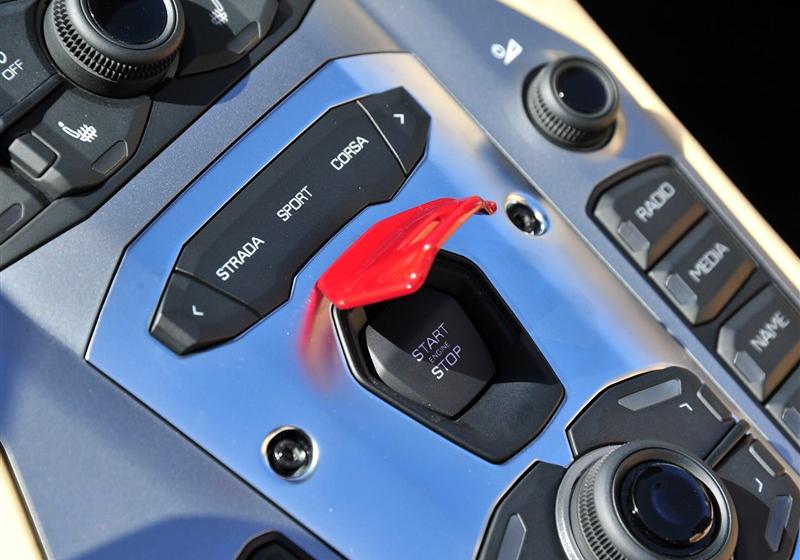 2013 LP 700-4 Roadster