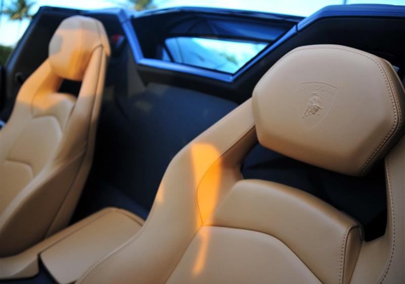 2013 LP 700-4 Roadster