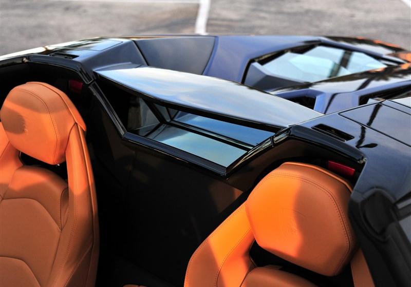 2013 LP 700-4 Roadster